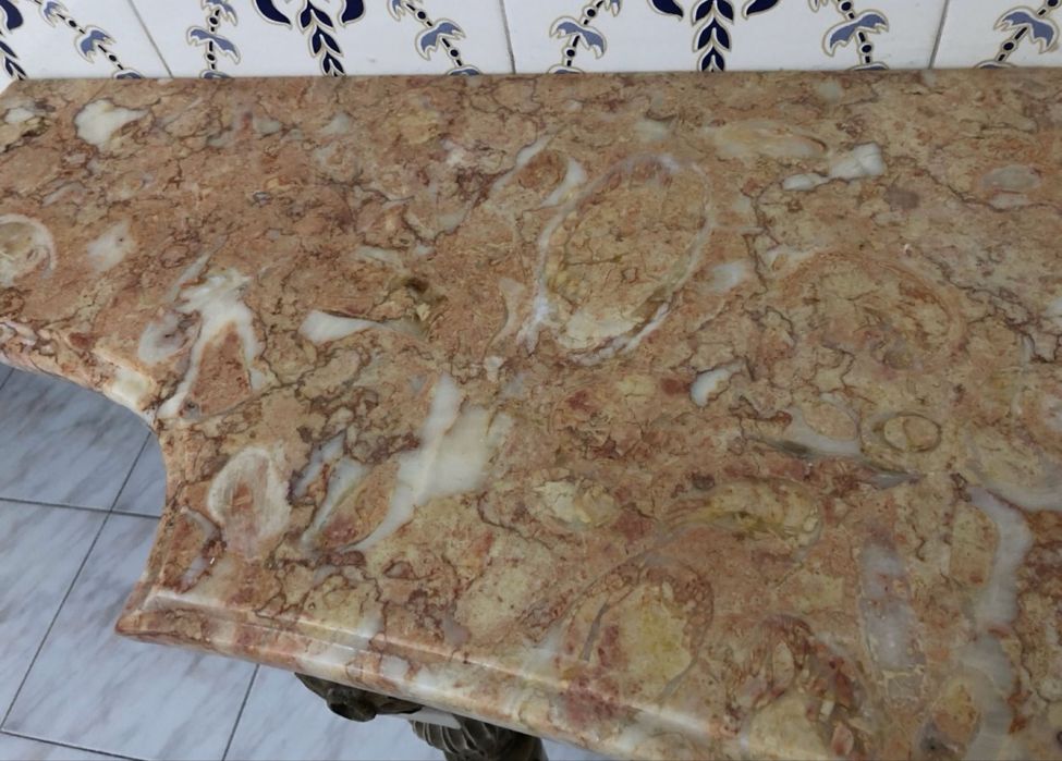 Consola/mesa em marmore