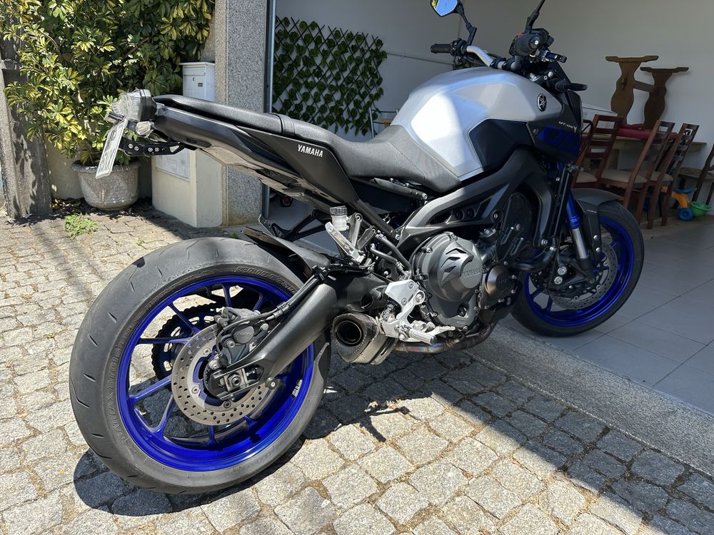 Yamaha MT 09 super estimada