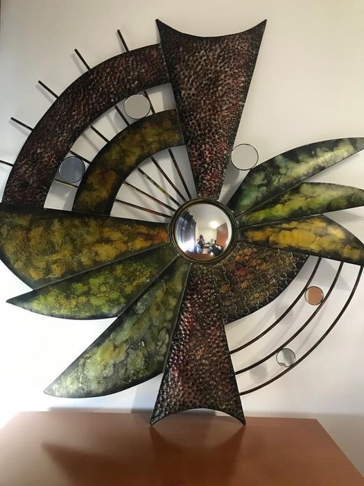 Peca decoracao muito bonita e estimada