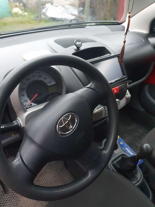 Toyota aygo продаж