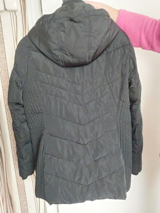 Жіночі куртки різні