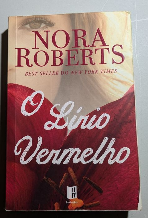 Livros de Nora Roberts/J.D. Robb/Danielle Steel