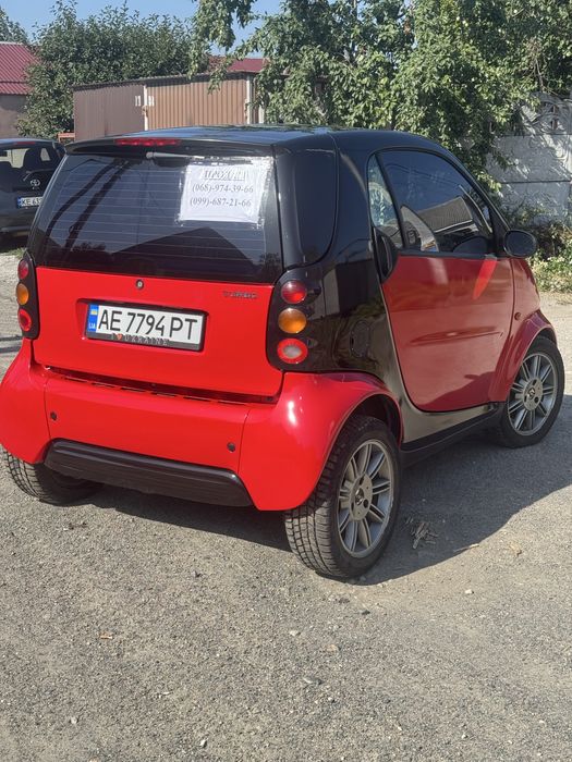 Smart авомобиль в хорошем состоянии свой