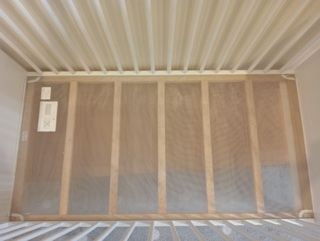 Berço bebé Smagora IKEA com estrado e colchão ortopédico