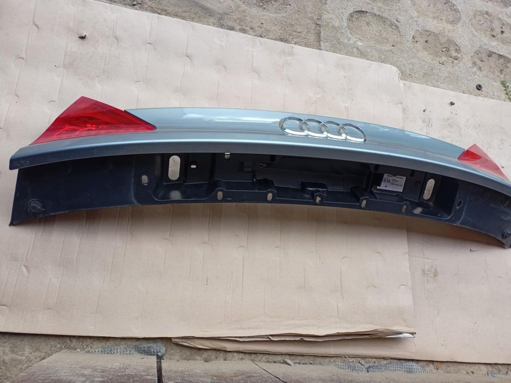 Blenda tylna z lampami Audi a7 c7 2012 kolor LY7G