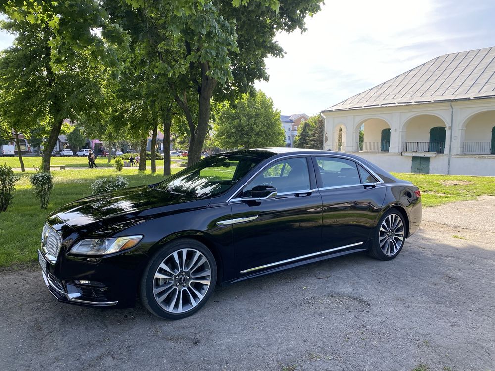 Продаю lincoln continental livery 2019р 3.7