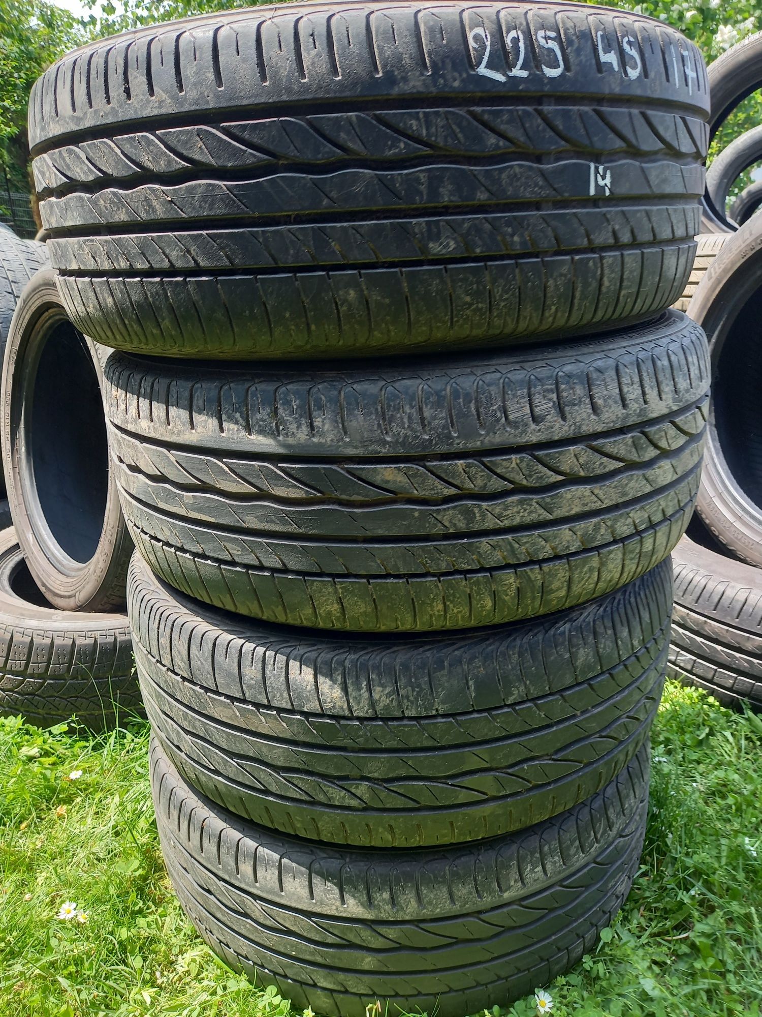 2 Opony letnie 225/45r17 BRIDGESTONE 5.5mm