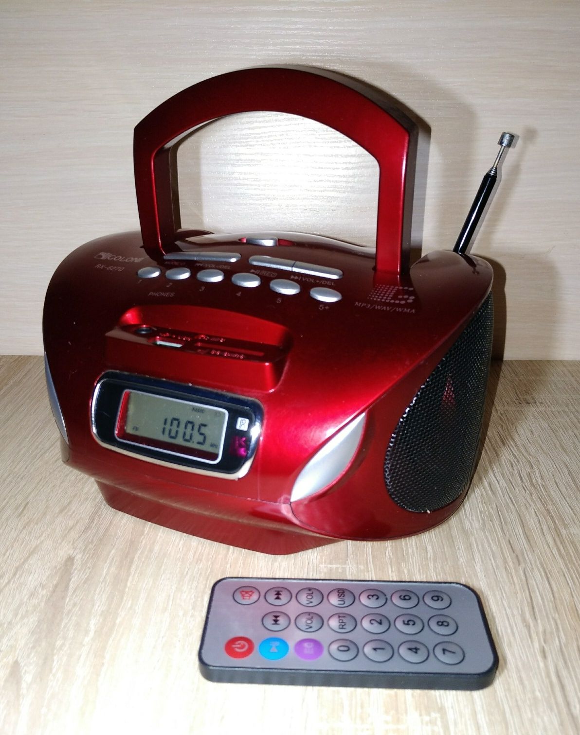 Радио/магнитофон GOLON RX-627Q c USB/SD и пультом ДУ