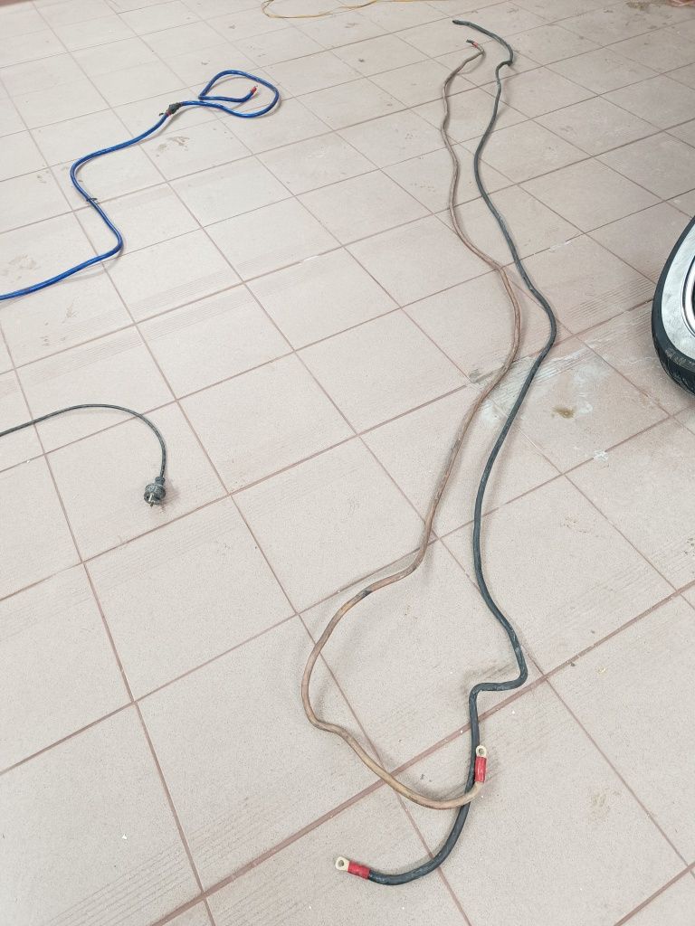 Kable chincz do subwoofera ze sterowaniem zasilające wzmacniacz woofer