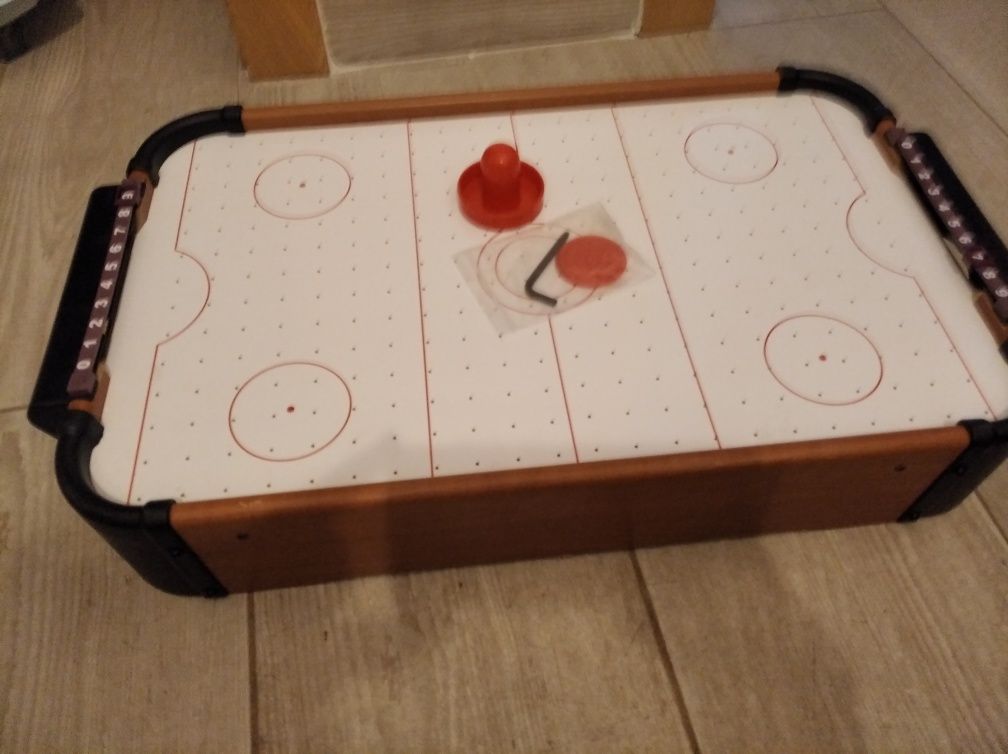Jogo de  Hockey  novo