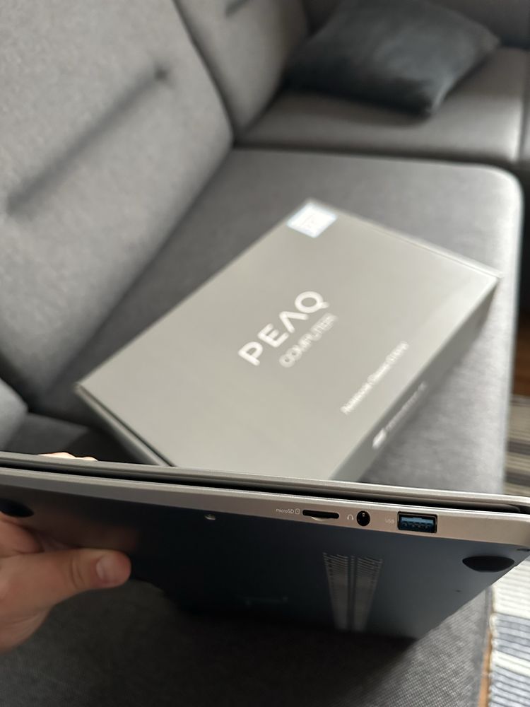 Laptop peaq 15 cali mało używany