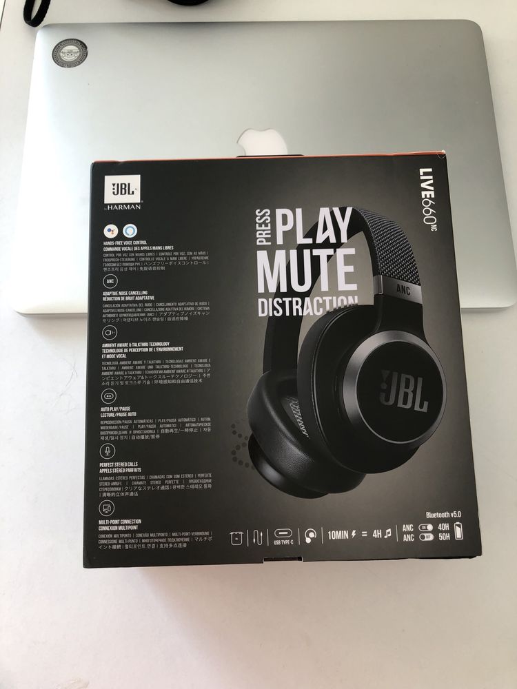 Headphones JBL LIVE660 NC NOVOS!