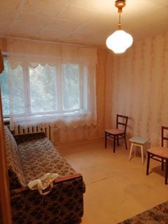Продам 1 комн квартиру с. п 2 этажпос 40 лет Октября по ул. Комарова