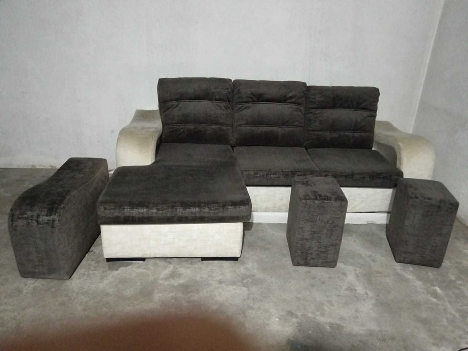 Vendo sofá negociável