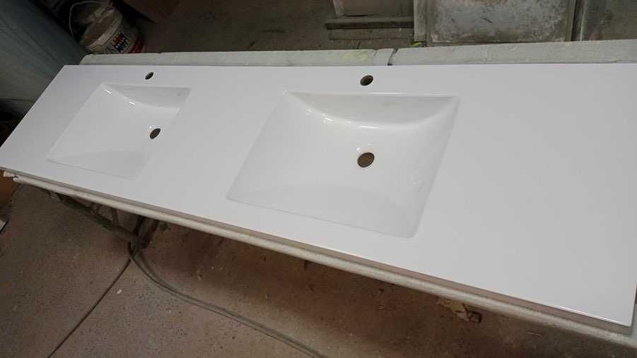 Умивальник литий зі стільницею, поверхня над пральною. Акція!