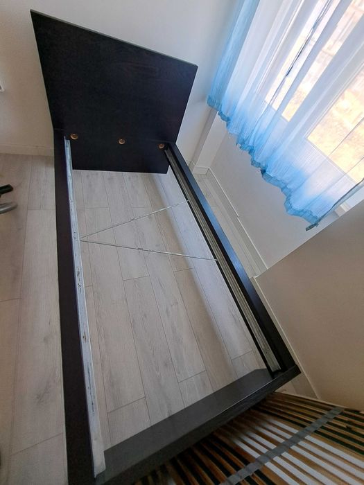 Cama de solteiro ikea