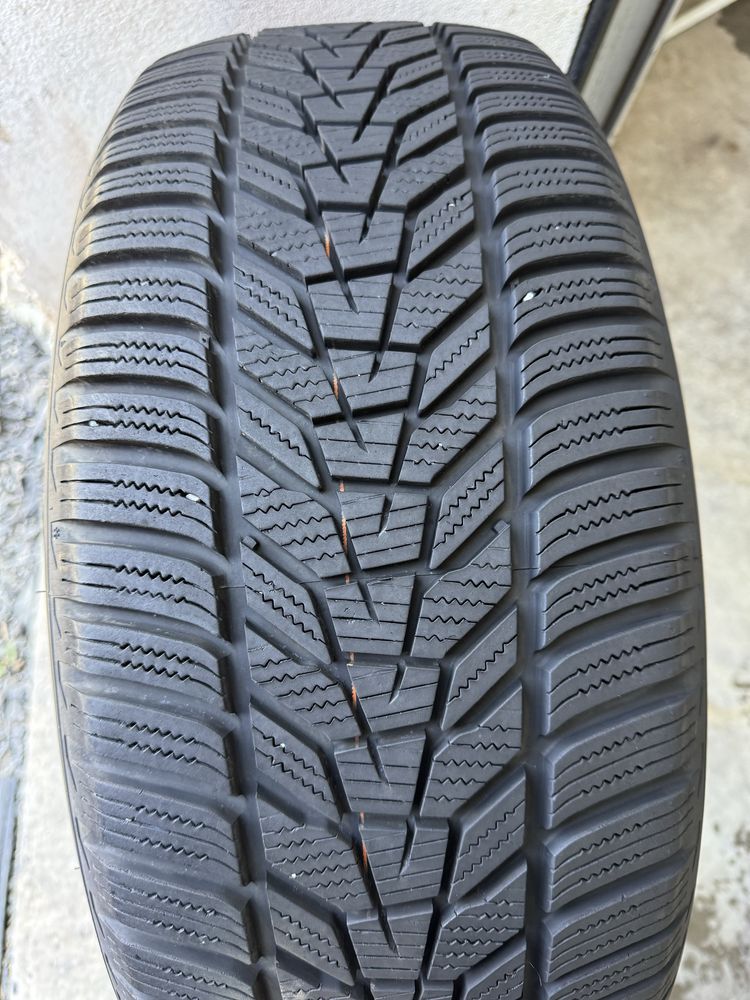Один скат шина резина зима 235.55.R18 Hankook Winter i*cept evo3 x