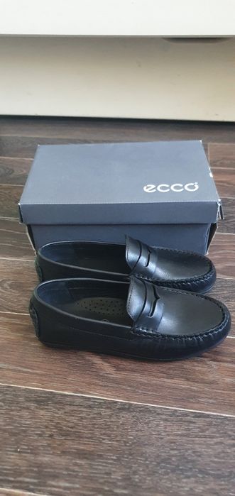 Новые мокасины туфли школьные Ecco для мальчика 35р 21,5см