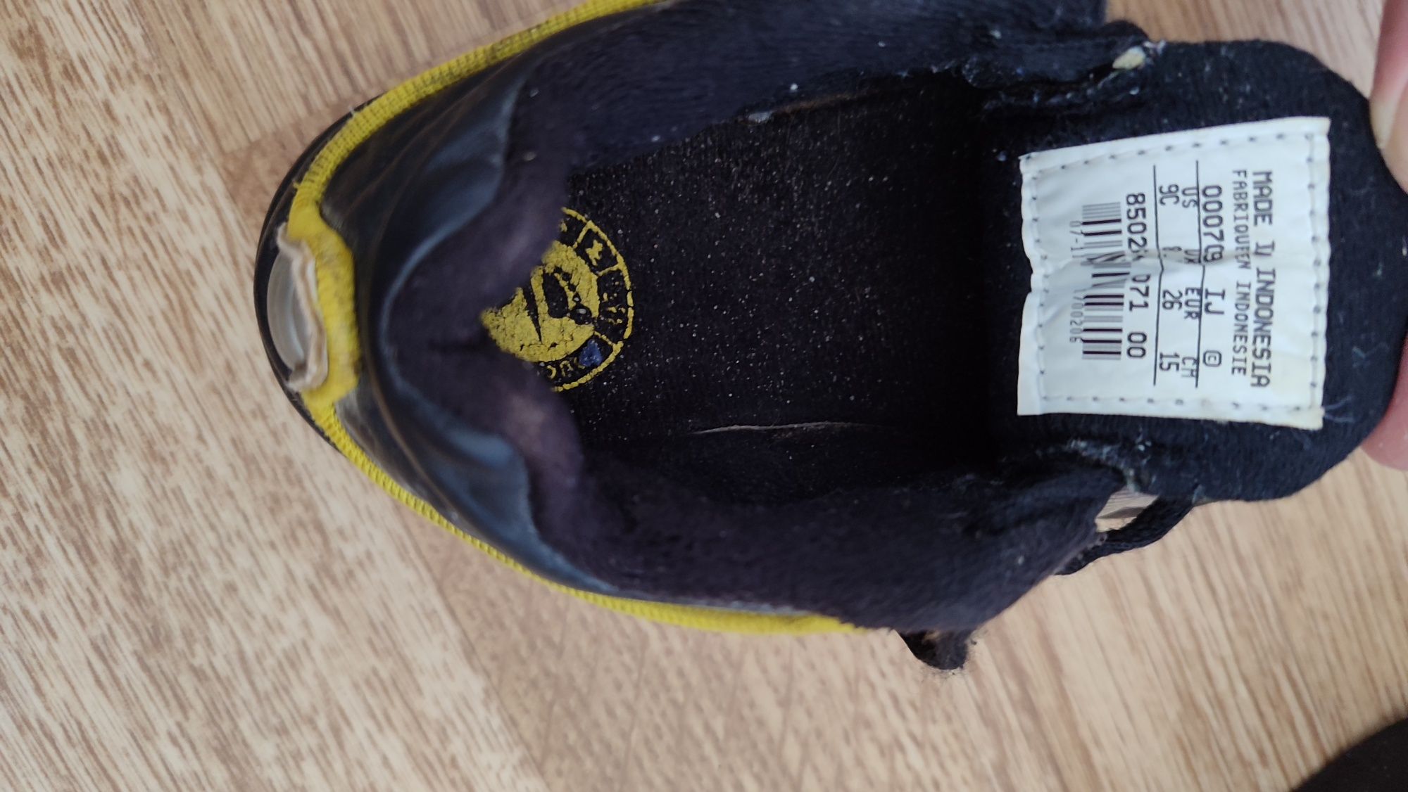 Найк Nike дитячі кросівки кроссовки Індонезія