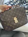 Torebka louis vuitton listonoszka skóra  naturalna pochette
