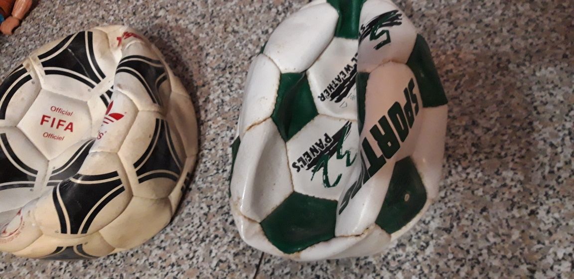 Conjunto de 2 Bolas de Futebol Vintage Vazias