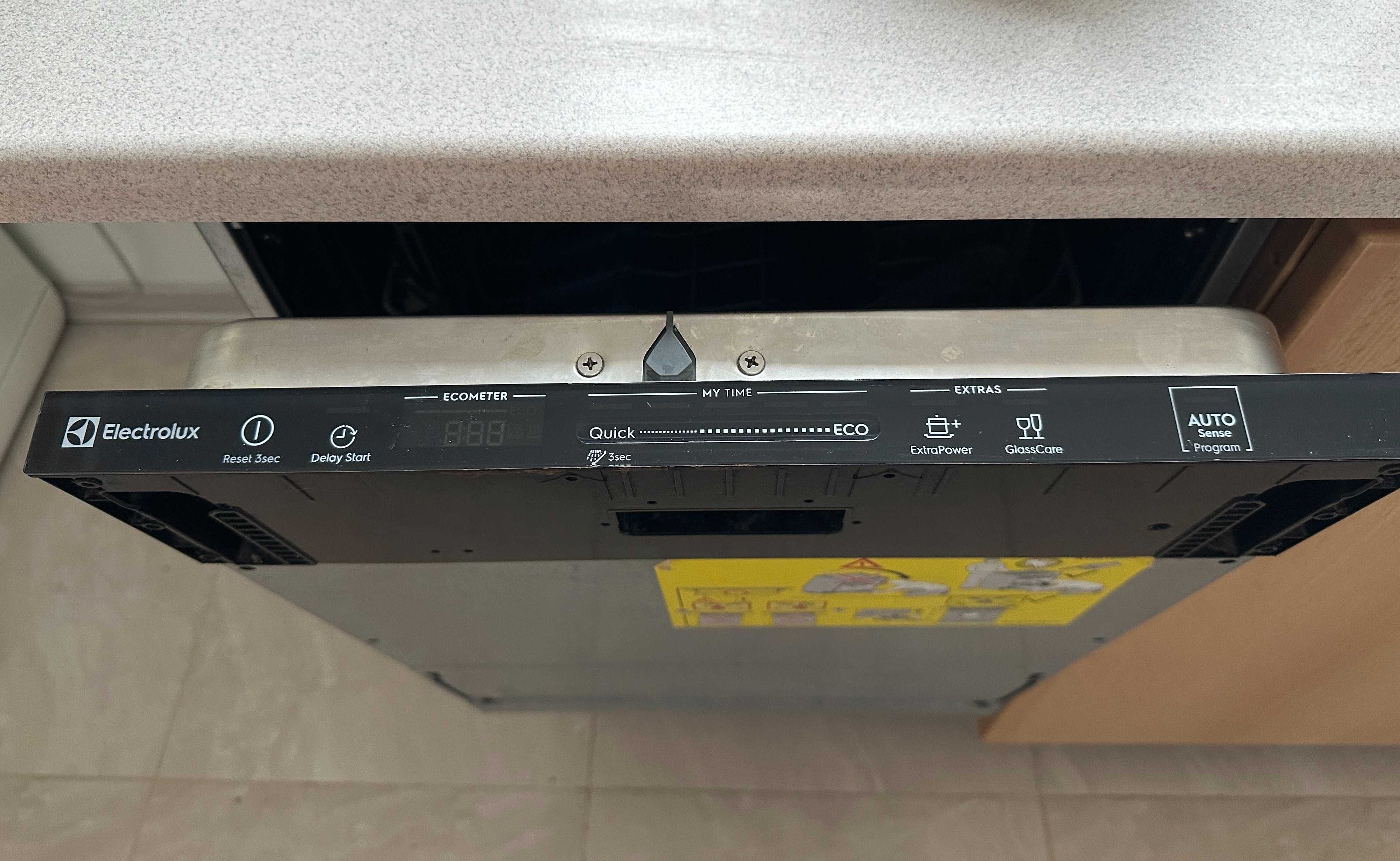 Zmywarka do zabudowy Electrolux EES42210L 9 kompletów 44 dB ekonomiczn