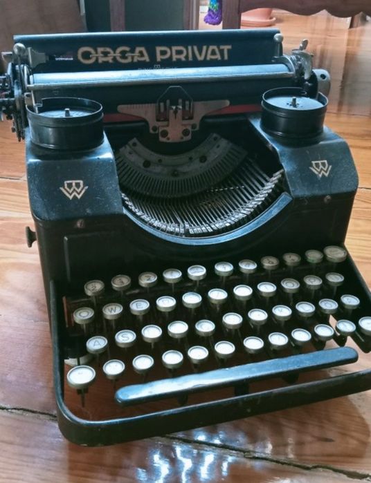 Máquina de escrever Orga Privat