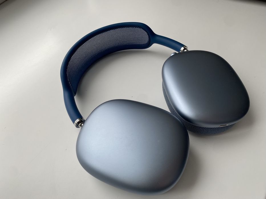 AirPods Max Sky Blue
