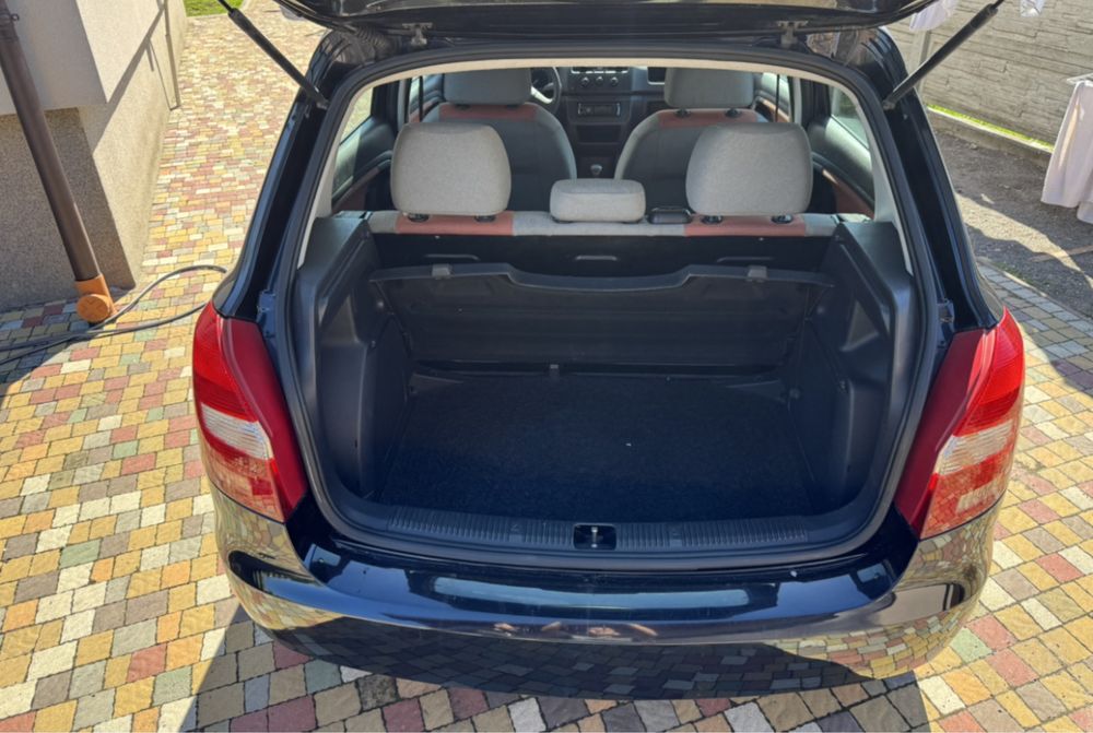 Продам своє авто Skoda Fabia