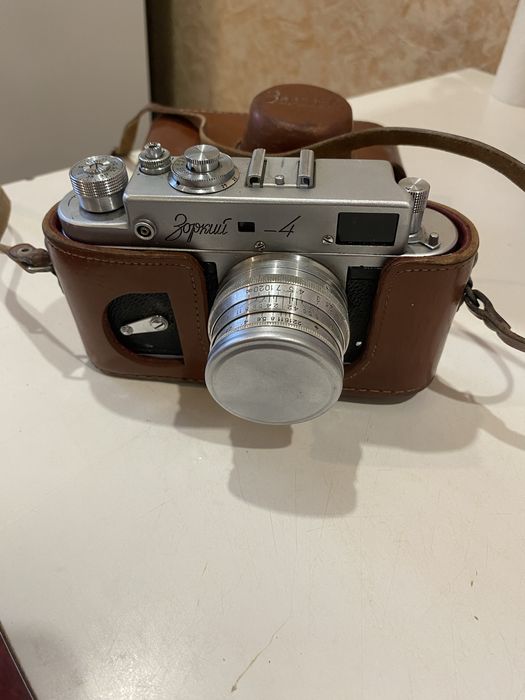 Фотоапарат «Зоркий-4»
