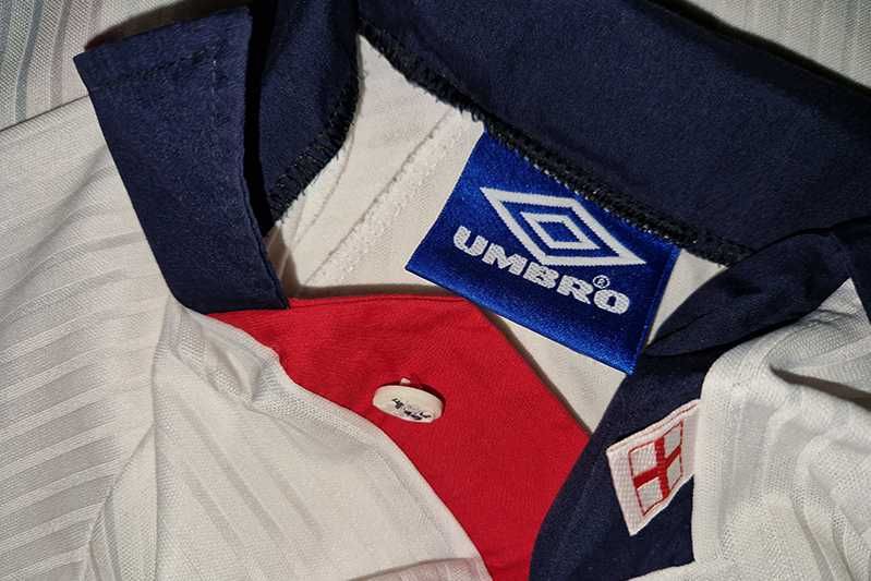 Anglia - The F.A. Umbro VapaTech 1997-99 home size: M-152