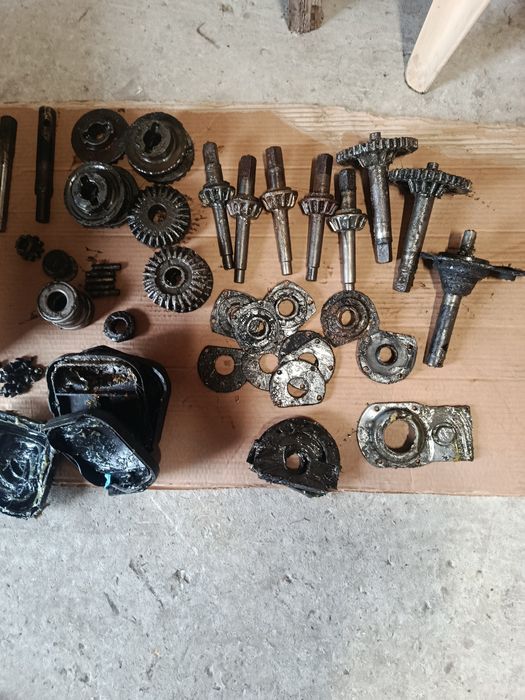 Запчастини опорних лап механізм шестерні jost saf