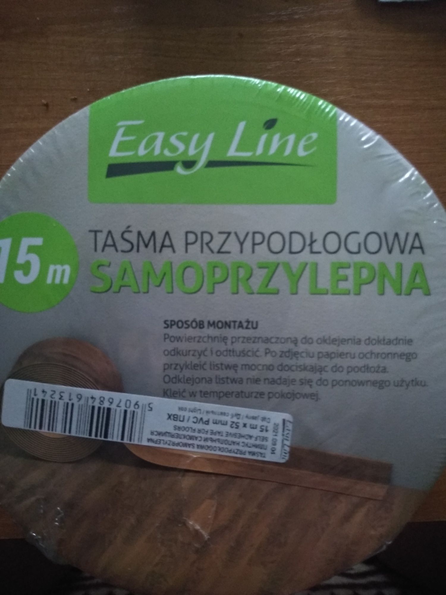 Taśma przy podłogowa samoprzylepna