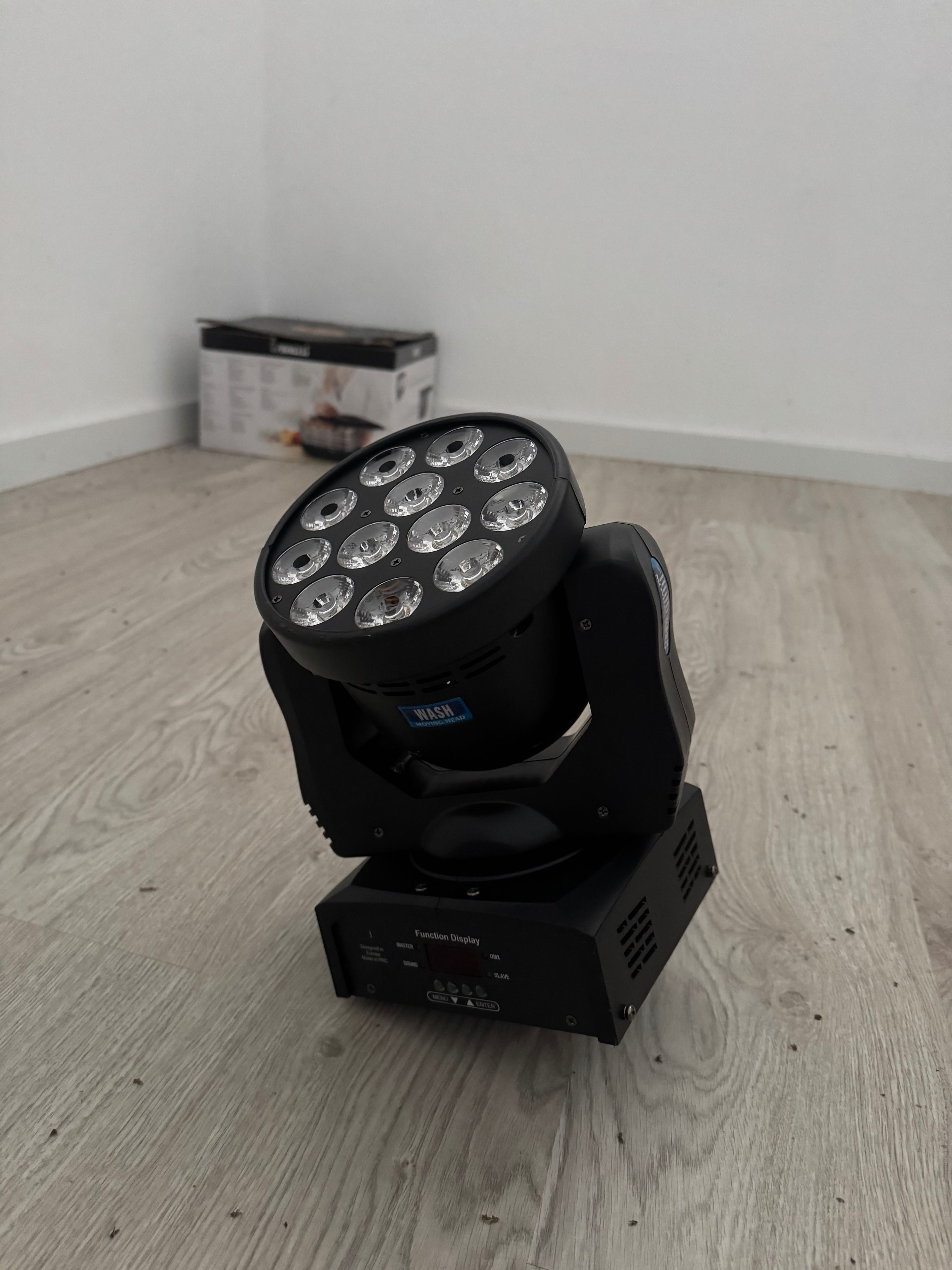 Conjunto de Robôs Wash Moving Head com mesa controladora