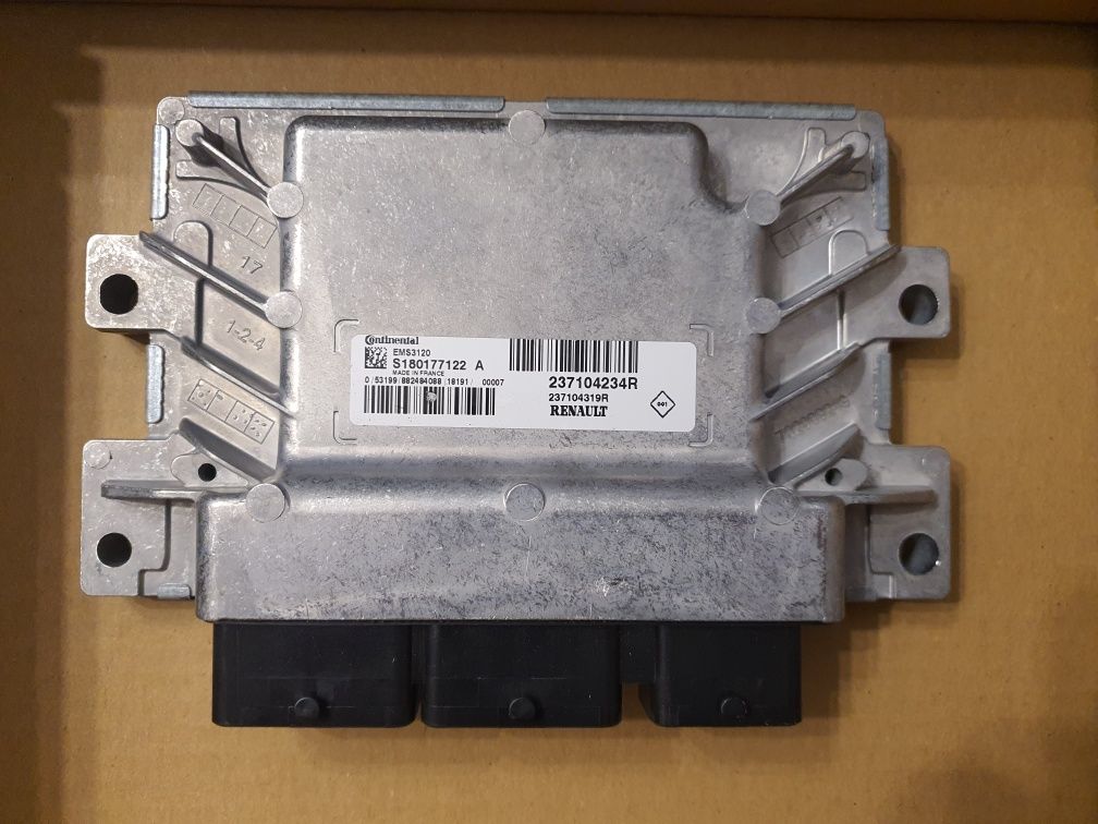 Komputer Sterownik Silnika ECU Renault - Dacia