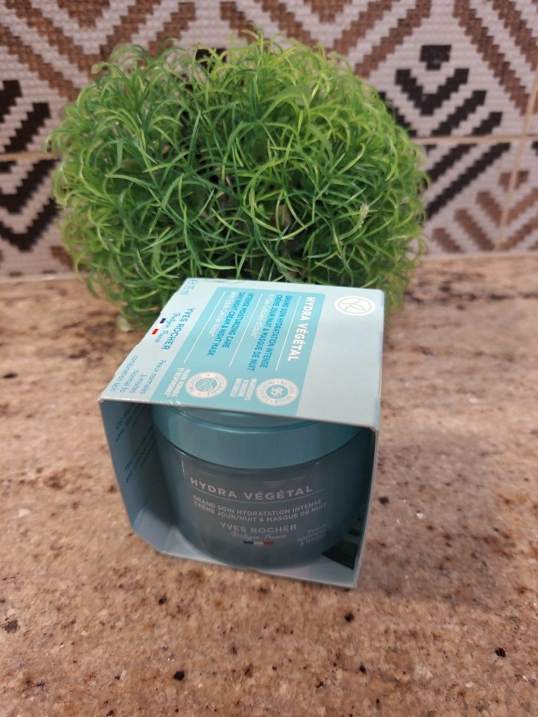 Krem silnie nawilżający na dzień noc maska Yves Rocher 75ml duży Nowy
