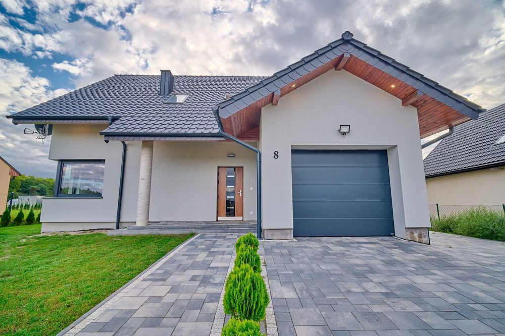 Rataje gm. Chodzież dom 152,60 m2 działka 930 m2 garaż, antresola!