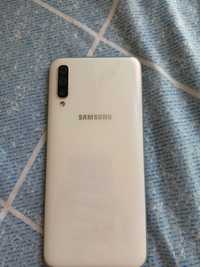 Телефон Samsung A50 6/128GB