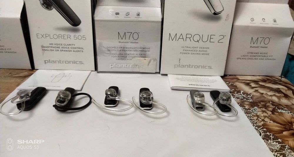 Bluetooth гарнитура Plantronics  на любой вкус