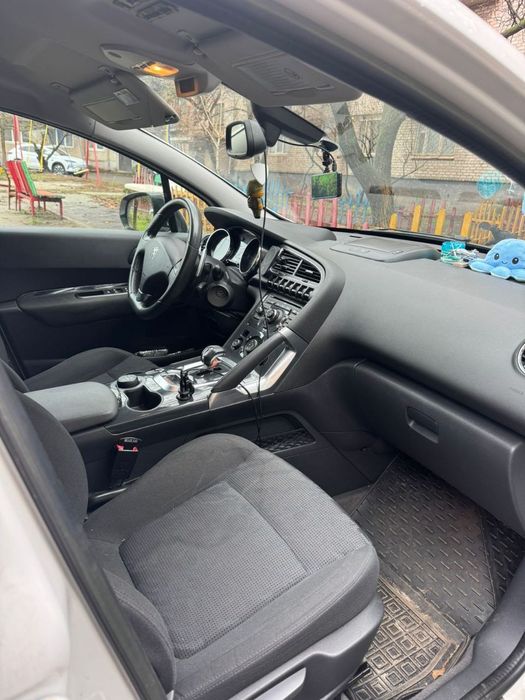 Продам авто Peugeot 3008 2.0 PHEV