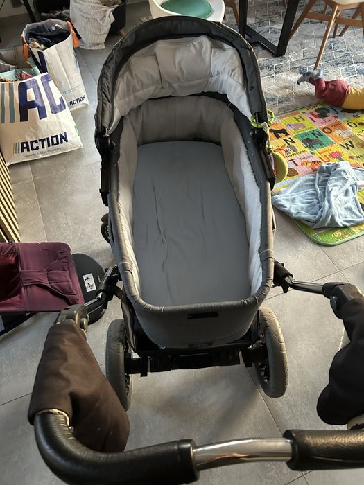 Sprzedam wózek Emmaljunga