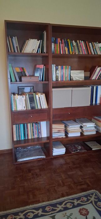 Estantes de Cerejeira