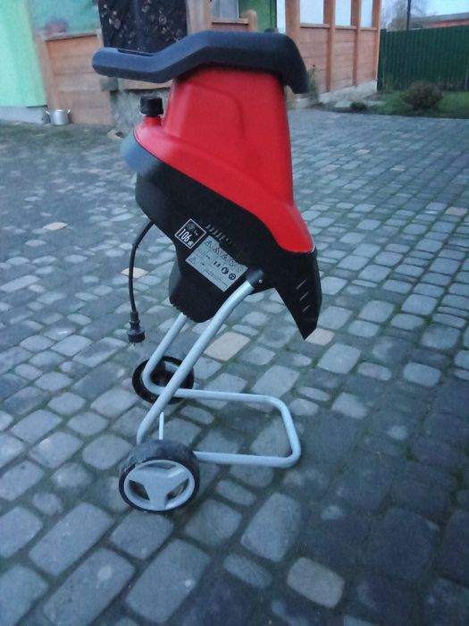 Гілко подрібнювач стан майже новий  більше по телефону