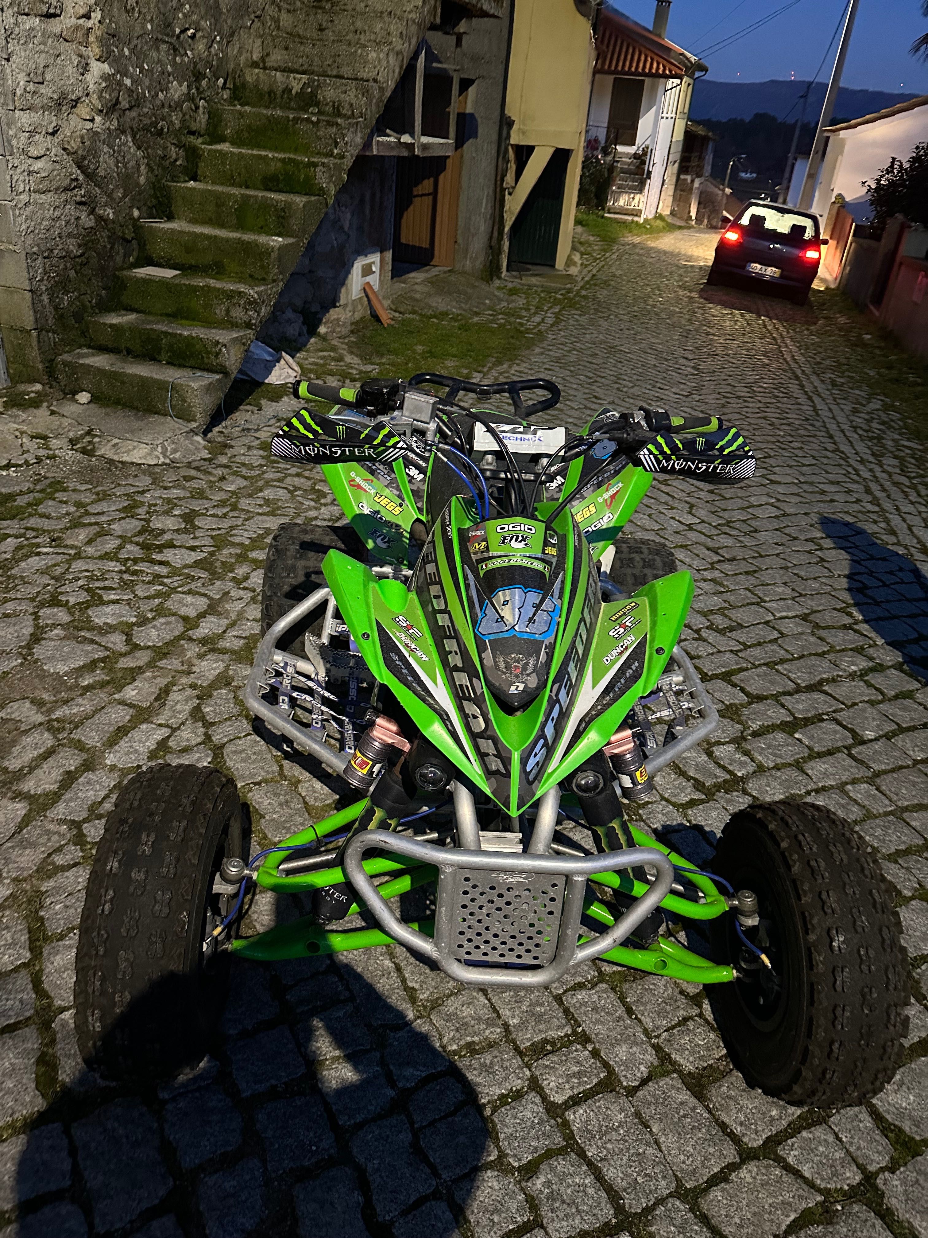 Kawasaki KFX 450r matriculada