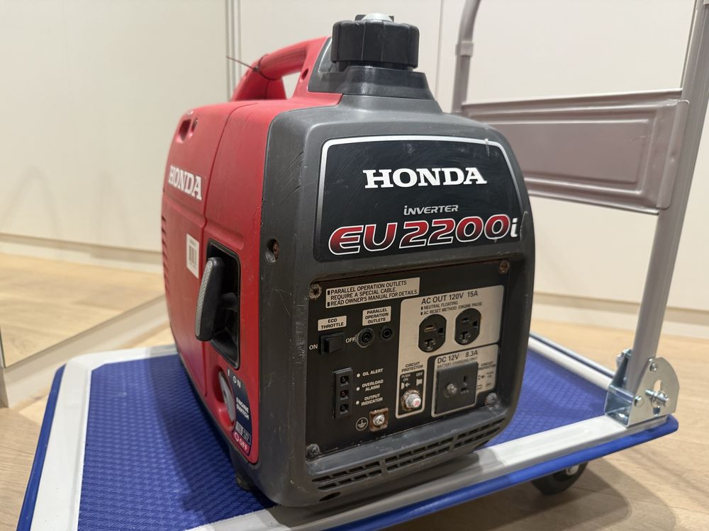 Agregat prądotwórczy Honda EU2200i - 120V - wtyczka amerykańska!