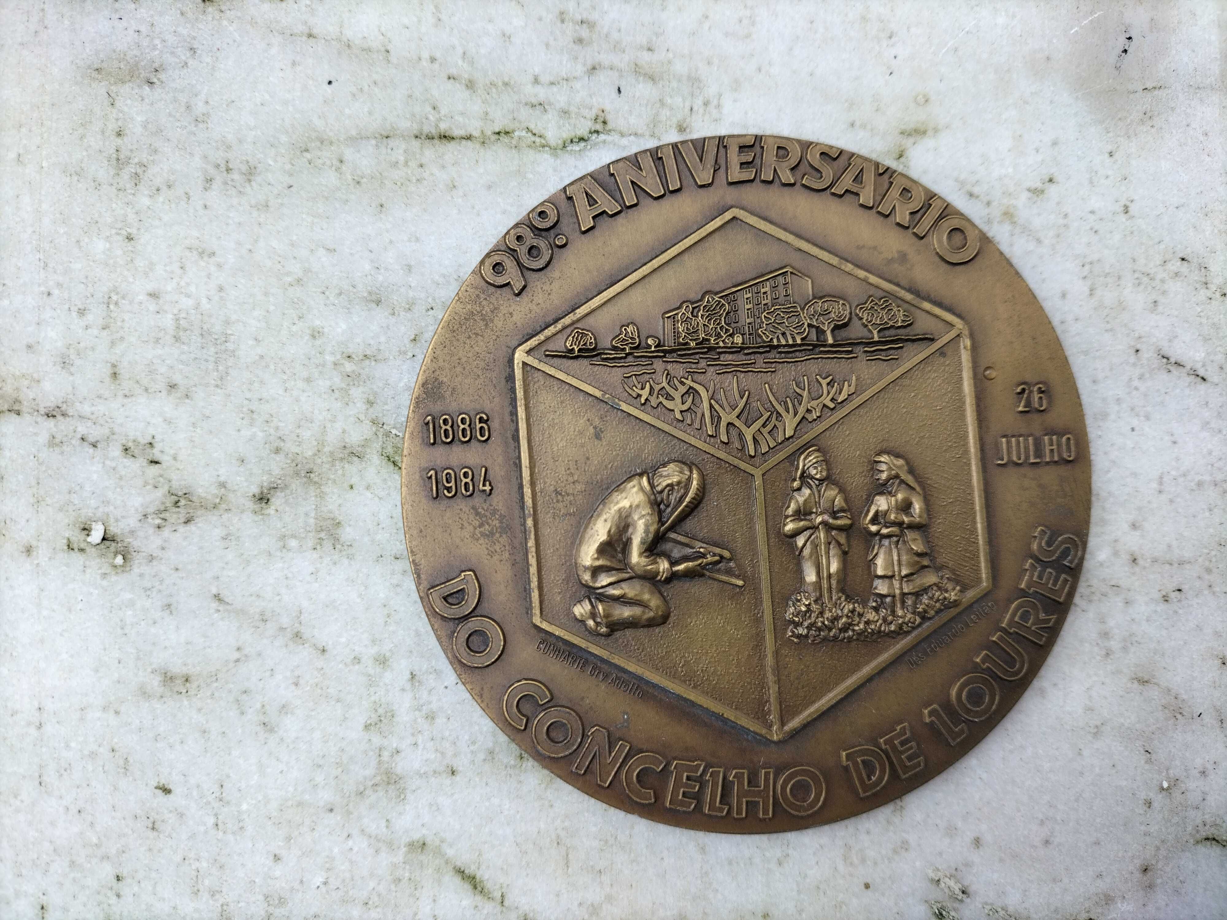 Medalhas alusivas ao Município de Loures