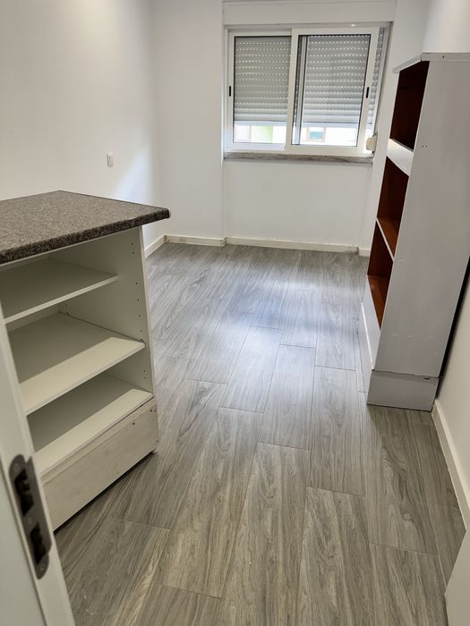 Quarto para casal na amora