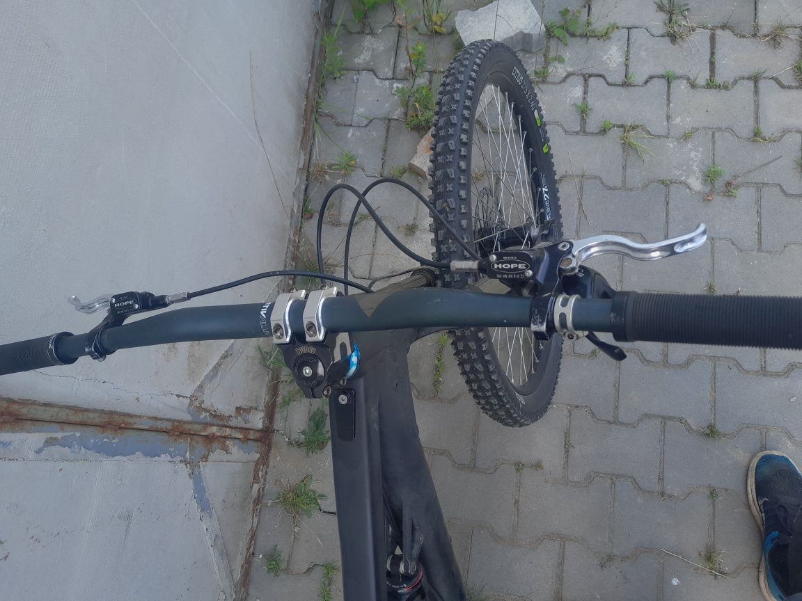 Canyon torque dhx 27,5/26