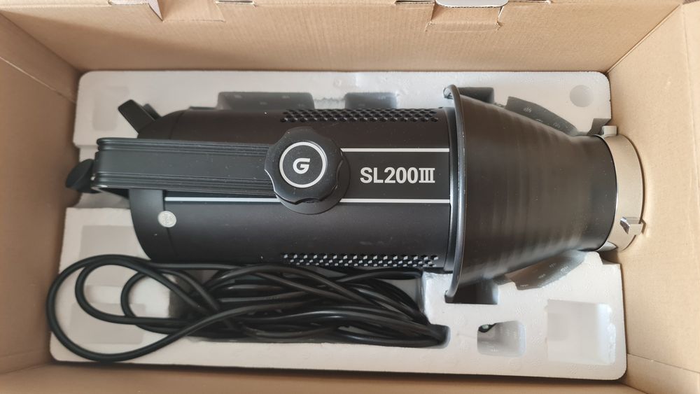 Постійне LED світло Godox SL200 III