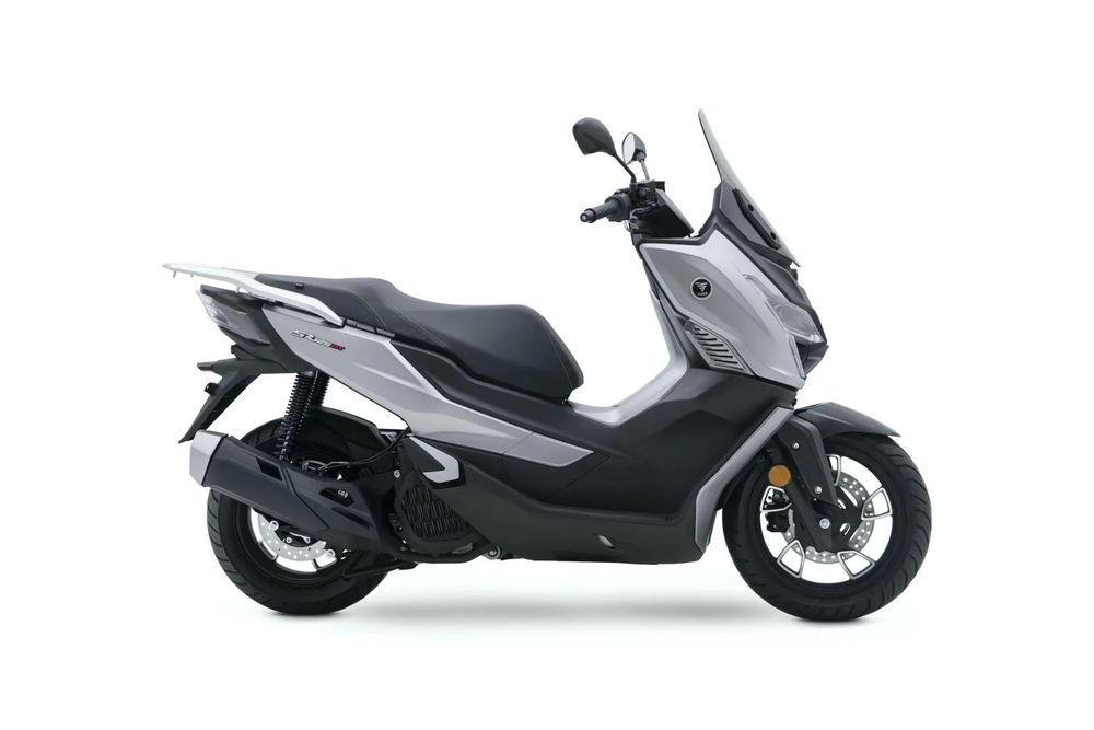 VOGE SR1 VOGE SR1 SKUTER 125cc Niezastąpiony miejski towarzysz.